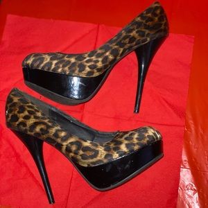 BAMBOO Leopard Print Stiletto Heel Platform Pumps Size 8.5